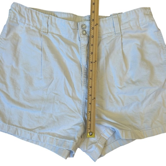 Denizen From Levi's Loose A-Line Shorts Size 16 Off-white/white - Picture 3 of 10